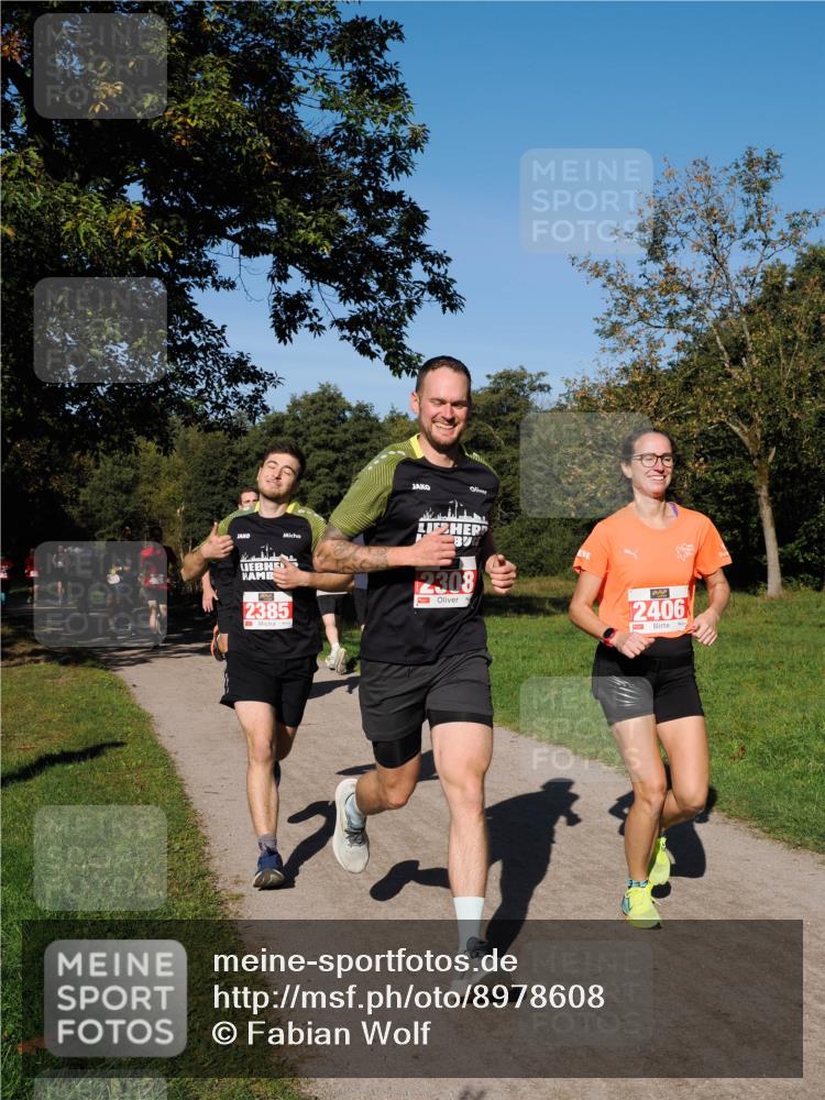 28.09.2025 - 33. Volkslauf durch das schöne Alstertal Fabian Wolf http://msf.ph/oto/8978608 28.09.2025 10:24:10 Laufen 2385, 87, 2308, 2406 meine-sportfotos.de