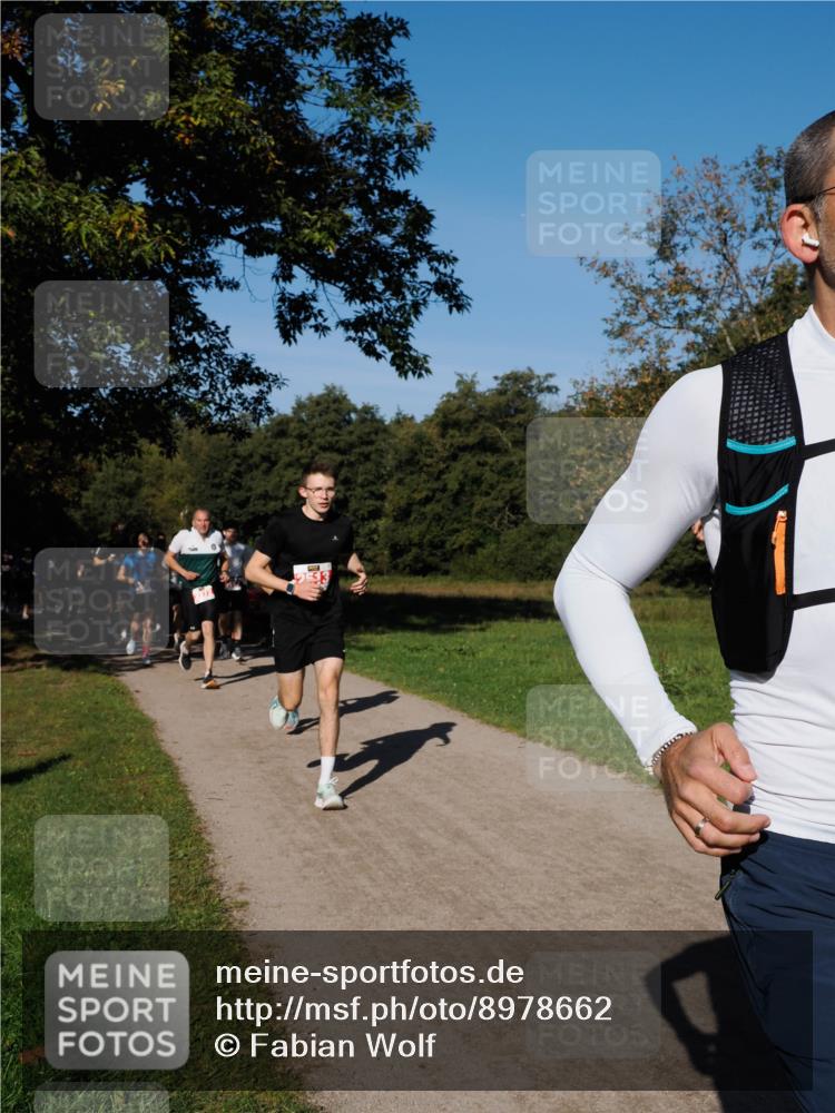 28.09.2025 - 33. Volkslauf durch das schöne Alstertal Fabian Wolf http://msf.ph/oto/8978662 28.09.2025 10:24:29 Laufen  meine-sportfotos.de