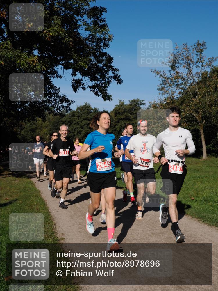 28.09.2025 - 33. Volkslauf durch das schöne Alstertal Fabian Wolf http://msf.ph/oto/8978696 28.09.2025 10:24:33 Laufen 2514, 2645, 1591, 2187 meine-sportfotos.de