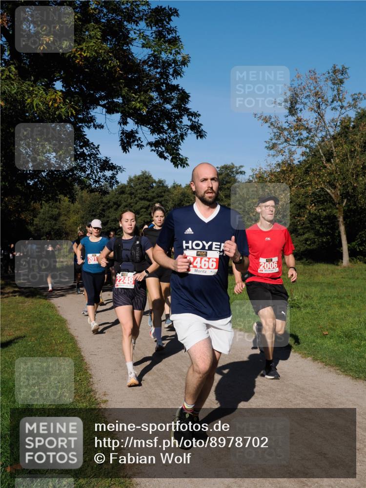 28.09.2025 - 33. Volkslauf durch das schöne Alstertal Fabian Wolf http://msf.ph/oto/8978702 28.09.2025 10:24:36 Laufen 2248, 466, 2006 meine-sportfotos.de