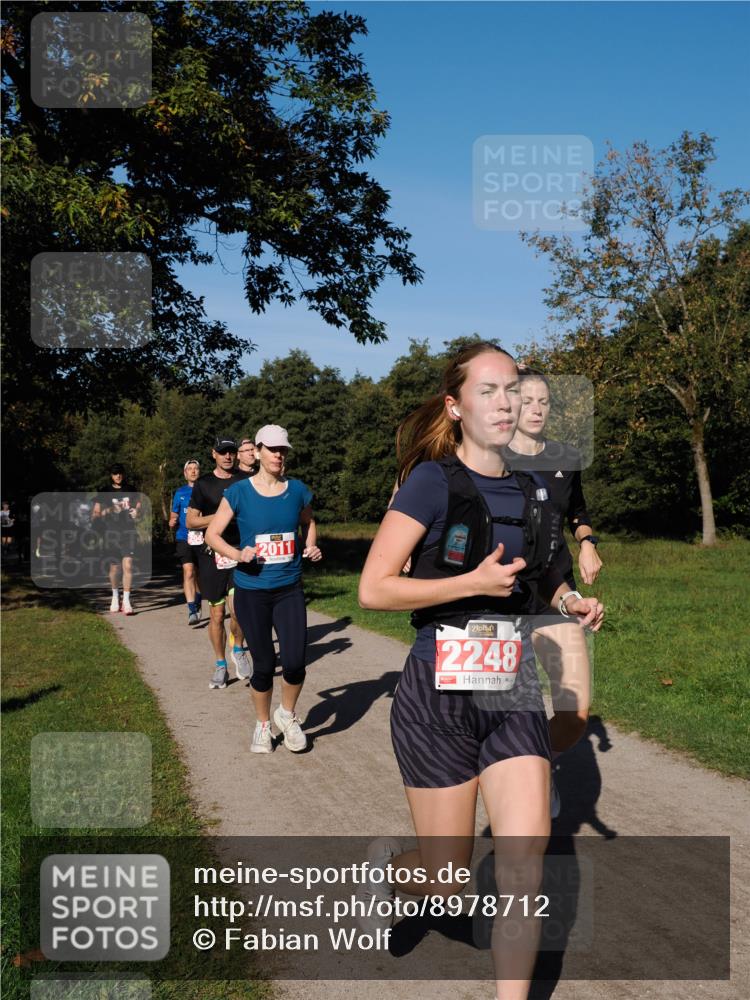28.09.2025 - 33. Volkslauf durch das schöne Alstertal Fabian Wolf http://msf.ph/oto/8978712 28.09.2025 10:24:37 Laufen 2011, 2248 meine-sportfotos.de