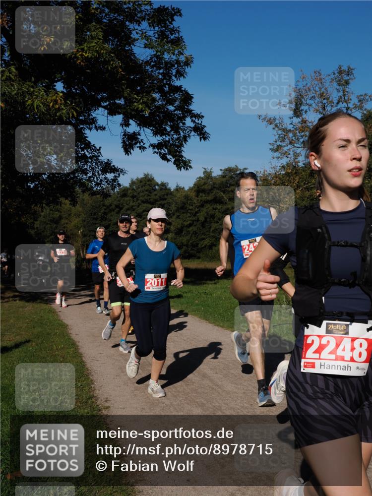 28.09.2025 - 33. Volkslauf durch das schöne Alstertal Fabian Wolf http://msf.ph/oto/8978715 28.09.2025 10:24:37 Laufen 227, 2011, 2248 meine-sportfotos.de