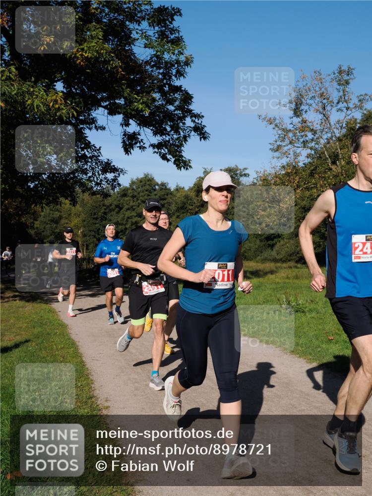28.09.2025 - 33. Volkslauf durch das schöne Alstertal Fabian Wolf http://msf.ph/oto/8978721 28.09.2025 10:24:38 Laufen 011, 24 meine-sportfotos.de