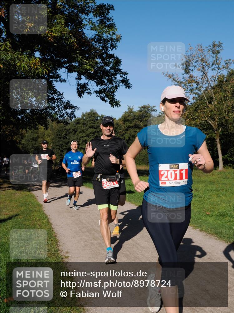 28.09.2025 - 33. Volkslauf durch das schöne Alstertal Fabian Wolf http://msf.ph/oto/8978724 28.09.2025 10:24:38 Laufen 2041, 451, 2011 meine-sportfotos.de