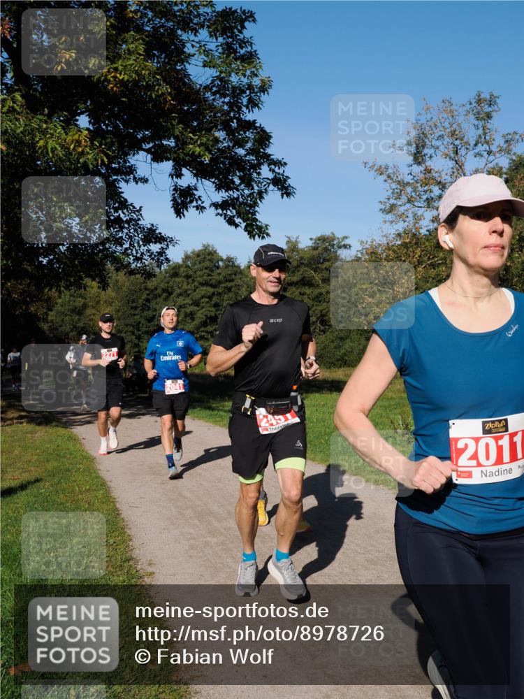 28.09.2025 - 33. Volkslauf durch das schöne Alstertal Fabian Wolf http://msf.ph/oto/8978726 28.09.2025 10:24:39 Laufen 2041, 6, 2011 meine-sportfotos.de