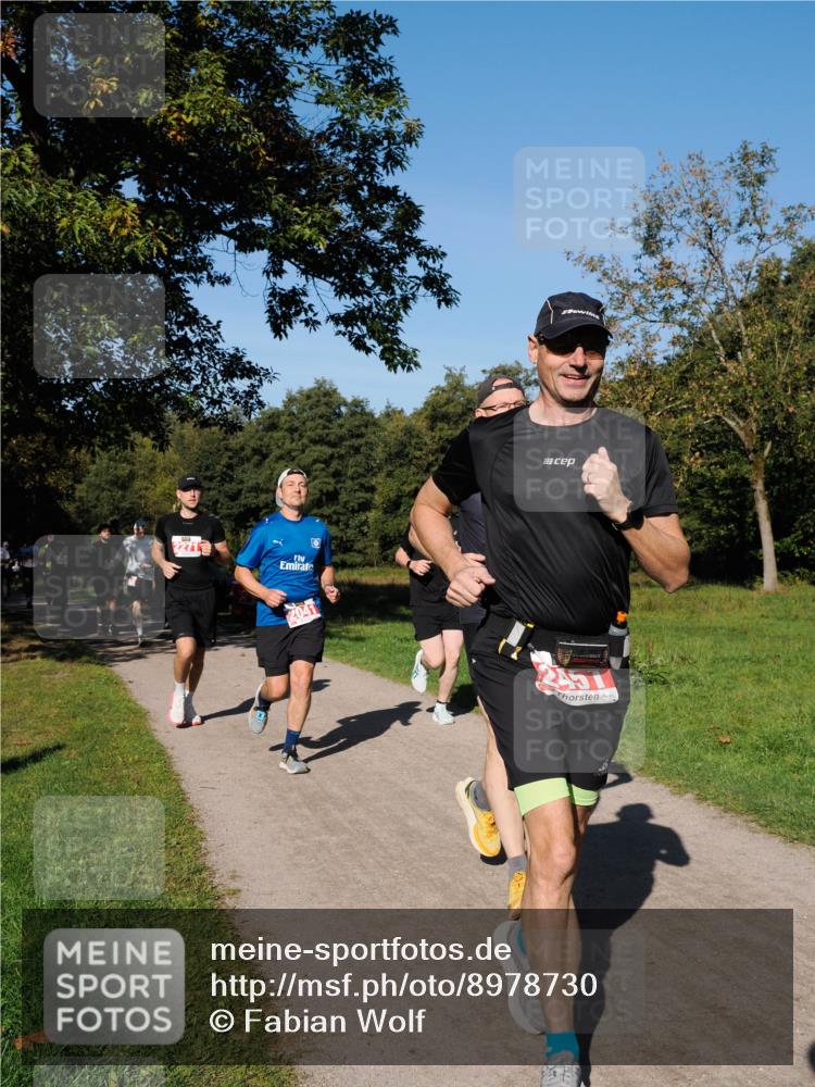 28.09.2025 - 33. Volkslauf durch das schöne Alstertal Fabian Wolf http://msf.ph/oto/8978730 28.09.2025 10:24:39 Laufen 2271, 245 meine-sportfotos.de