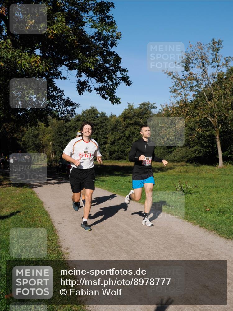 28.09.2025 - 33. Volkslauf durch das schöne Alstertal Fabian Wolf http://msf.ph/oto/8978777 28.09.2025 10:24:50 Laufen 2578, 2453 meine-sportfotos.de
