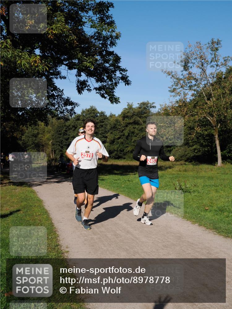 28.09.2025 - 33. Volkslauf durch das schöne Alstertal Fabian Wolf http://msf.ph/oto/8978778 28.09.2025 10:24:50 Laufen 2578, 2453 meine-sportfotos.de