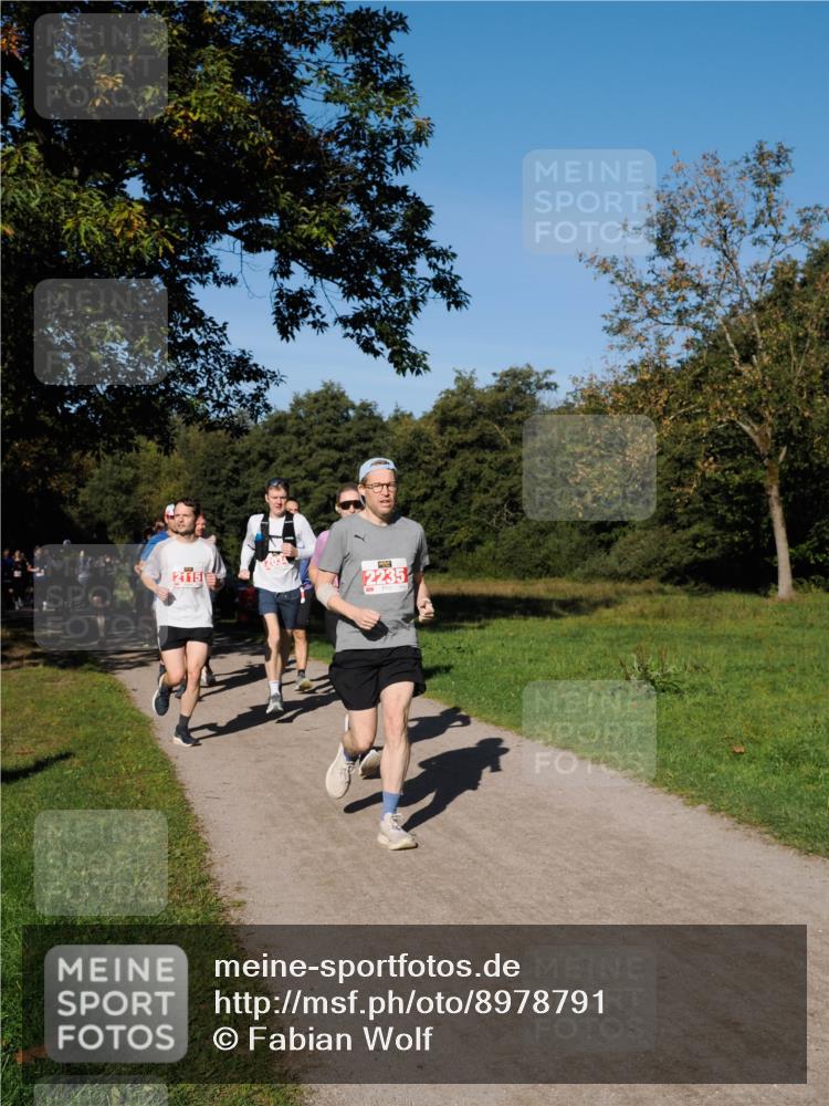 28.09.2025 - 33. Volkslauf durch das schöne Alstertal Fabian Wolf http://msf.ph/oto/8978791 28.09.2025 10:24:56 Laufen 2115, 2235 meine-sportfotos.de
