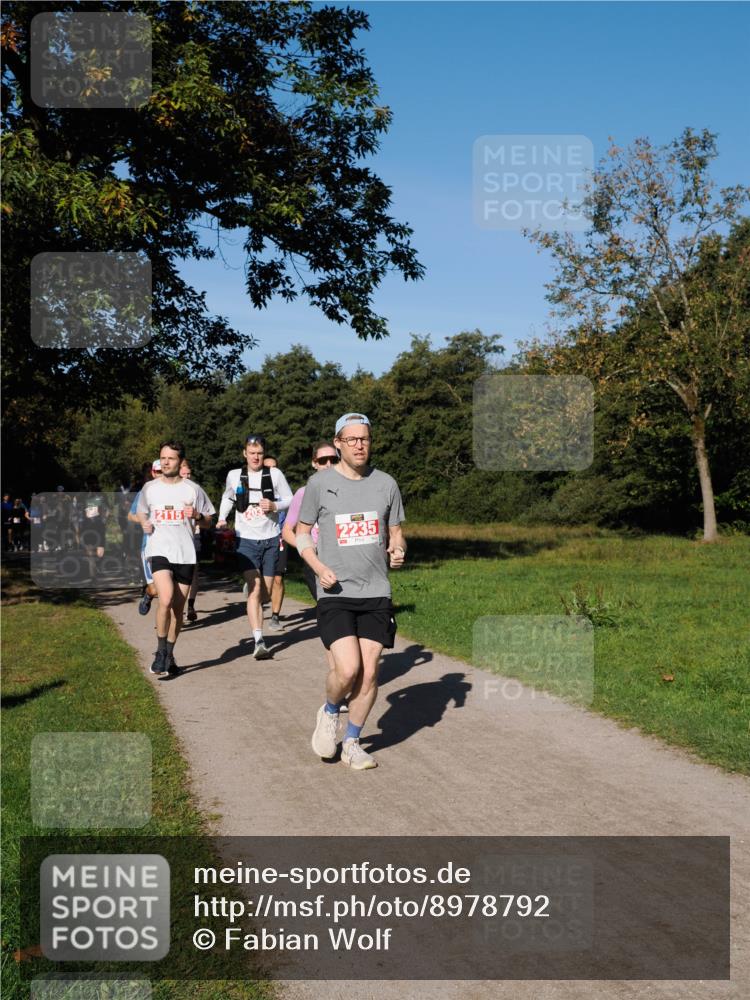 28.09.2025 - 33. Volkslauf durch das schöne Alstertal Fabian Wolf http://msf.ph/oto/8978792 28.09.2025 10:24:56 Laufen 2115, 2235 meine-sportfotos.de