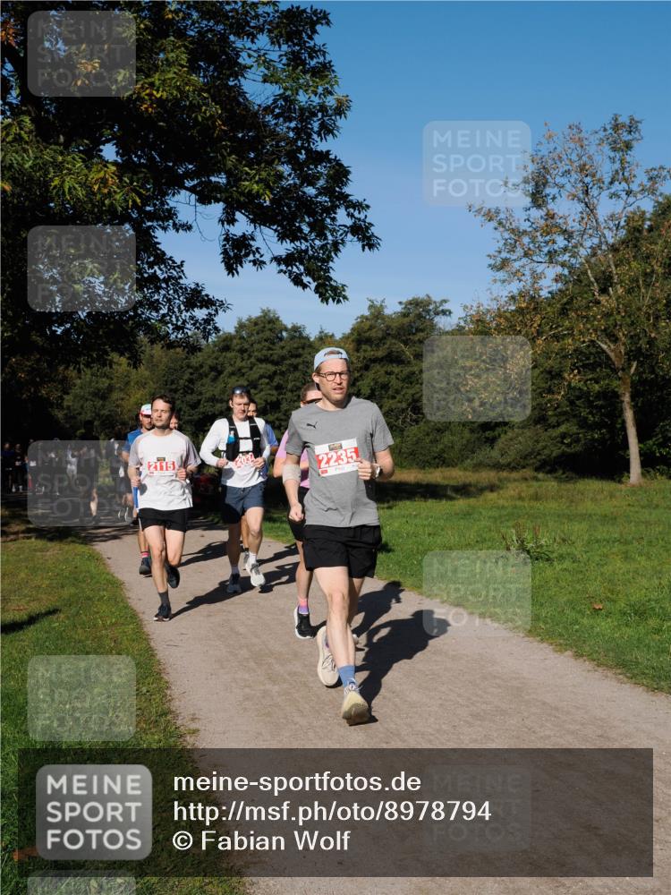28.09.2025 - 33. Volkslauf durch das schöne Alstertal Fabian Wolf http://msf.ph/oto/8978794 28.09.2025 10:24:57 Laufen 2115, 2235 meine-sportfotos.de