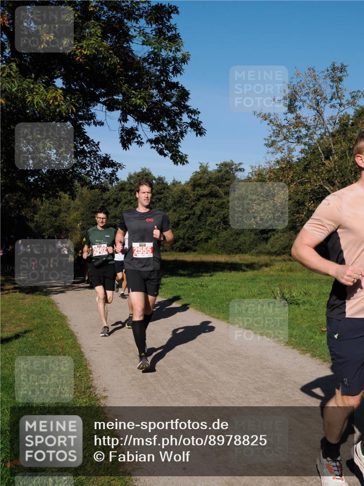 28.09.2025 - 33. Volkslauf durch das schöne Alstertal Fabian Wolf http://msf.ph/oto/8978825 28.09.2025 10:25:00 Laufen 2555 meine-sportfotos.de