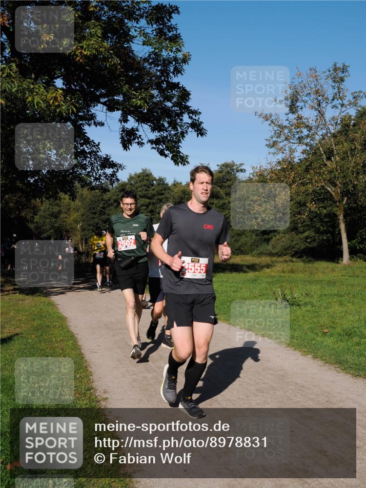 28.09.2025 - 33. Volkslauf durch das schöne Alstertal Fabian Wolf http://msf.ph/oto/8978831 28.09.2025 10:25:01 Laufen 2017, 2555 meine-sportfotos.de