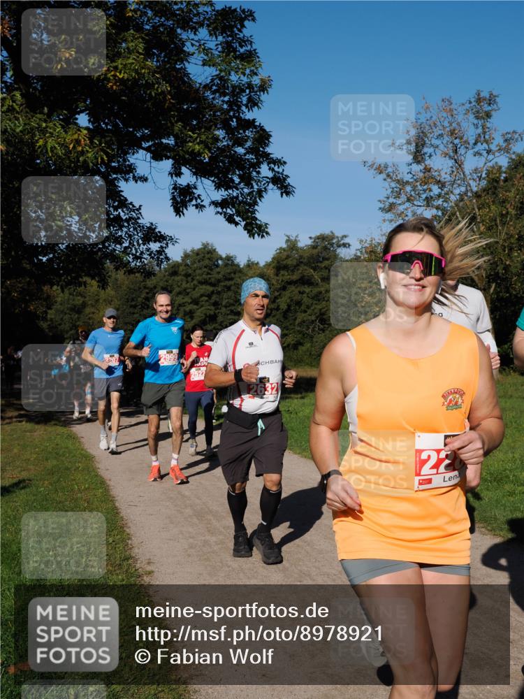 28.09.2025 - 33. Volkslauf durch das schöne Alstertal Fabian Wolf http://msf.ph/oto/8978921 28.09.2025 10:25:12 Laufen 252, 2632, 13, 22 meine-sportfotos.de