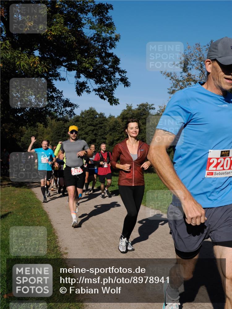 28.09.2025 - 33. Volkslauf durch das schöne Alstertal Fabian Wolf http://msf.ph/oto/8978941 28.09.2025 10:25:16 Laufen 2551, 220, 2030 meine-sportfotos.de