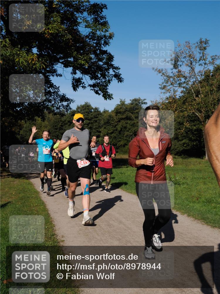 28.09.2025 - 33. Volkslauf durch das schöne Alstertal Fabian Wolf http://msf.ph/oto/8978944 28.09.2025 10:25:16 Laufen 2470, 2030 meine-sportfotos.de