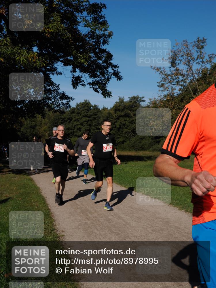 28.09.2025 - 33. Volkslauf durch das schöne Alstertal Fabian Wolf http://msf.ph/oto/8978995 28.09.2025 10:25:26 Laufen 2288, 2162 meine-sportfotos.de