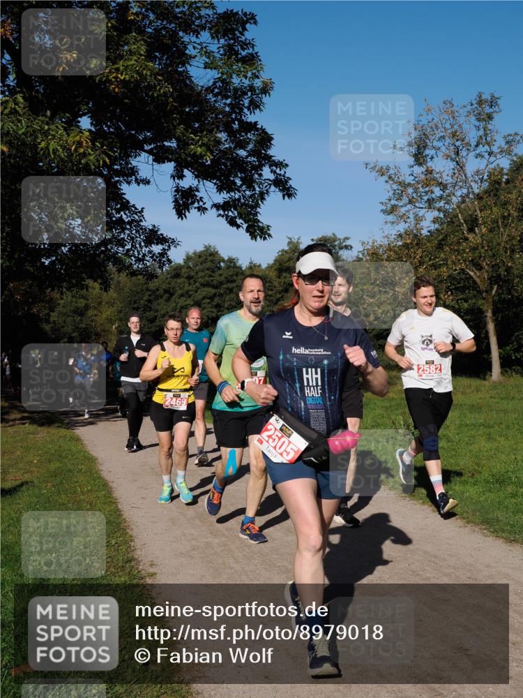 28.09.2025 - 33. Volkslauf durch das schöne Alstertal Fabian Wolf http://msf.ph/oto/8979018 28.09.2025 10:25:34 Laufen 2469, 2582, 2505 meine-sportfotos.de