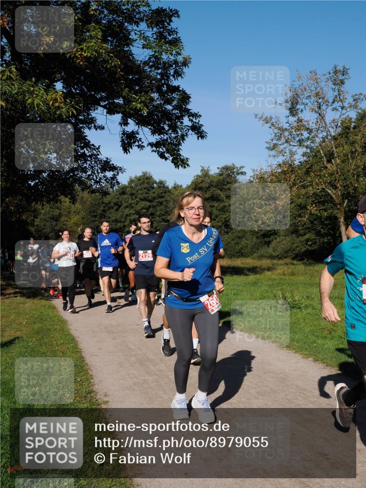 28.09.2025 - 33. Volkslauf durch das schöne Alstertal Fabian Wolf http://msf.ph/oto/8979055 28.09.2025 10:25:39 Laufen 2129, 260 meine-sportfotos.de