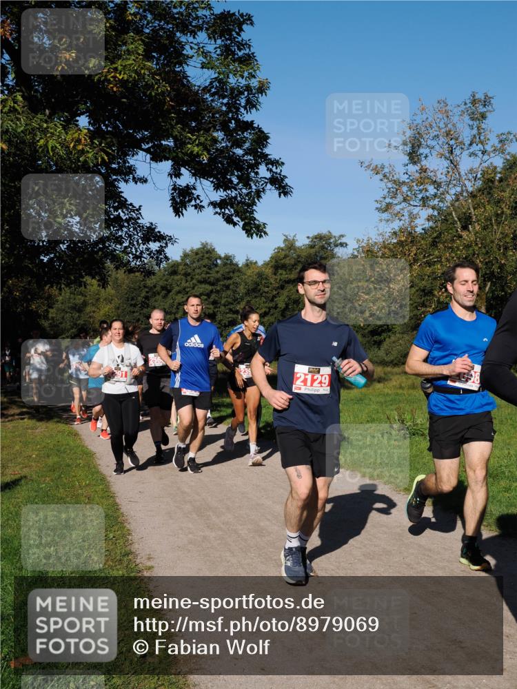 28.09.2025 - 33. Volkslauf durch das schöne Alstertal Fabian Wolf http://msf.ph/oto/8979069 28.09.2025 10:25:41 Laufen 2129 meine-sportfotos.de