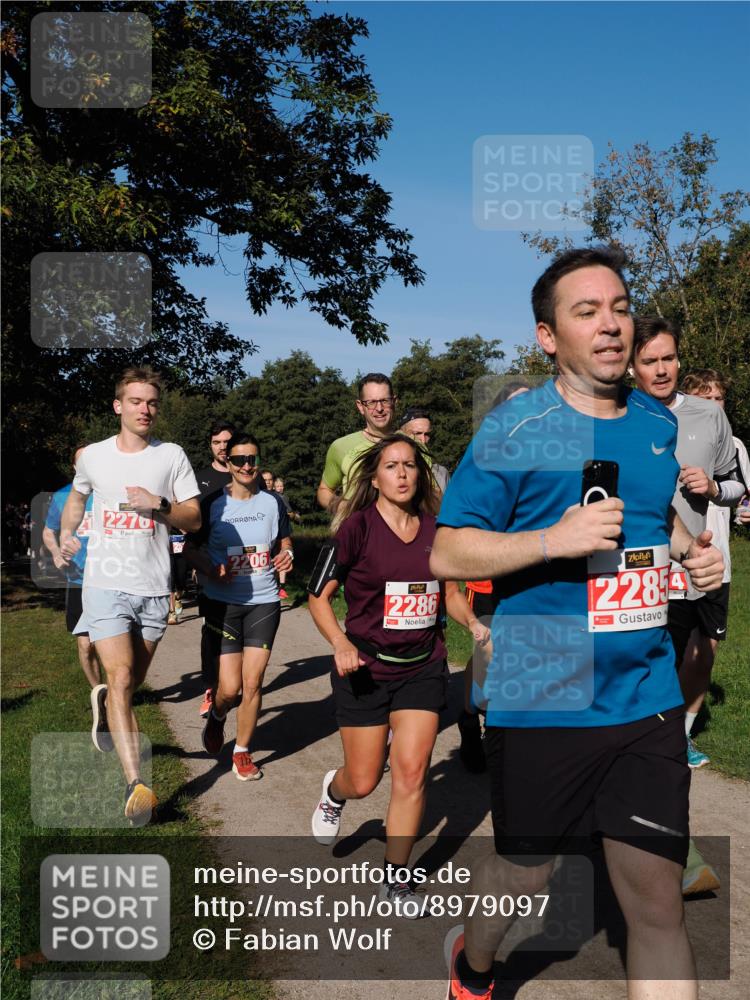 28.09.2025 - 33. Volkslauf durch das schöne Alstertal Fabian Wolf http://msf.ph/oto/8979097 28.09.2025 10:25:45 Laufen 2276, 2206, 2286, 2284 meine-sportfotos.de