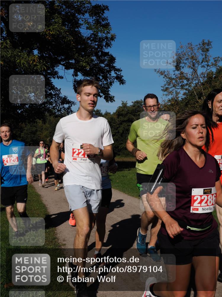 28.09.2025 - 33. Volkslauf durch das schöne Alstertal Fabian Wolf http://msf.ph/oto/8979104 28.09.2025 10:25:45 Laufen 2125, 22, 06, 2286 meine-sportfotos.de