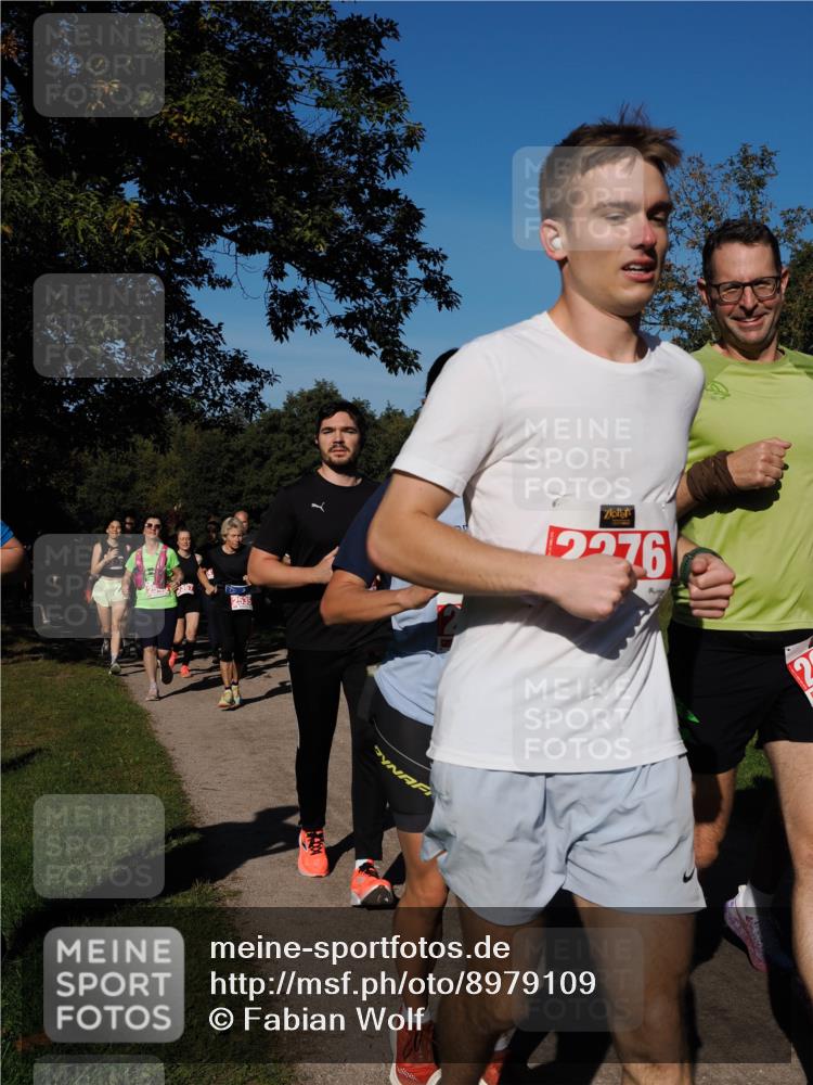 28.09.2025 - 33. Volkslauf durch das schöne Alstertal Fabian Wolf http://msf.ph/oto/8979109 28.09.2025 10:25:46 Laufen 2535, 9 meine-sportfotos.de