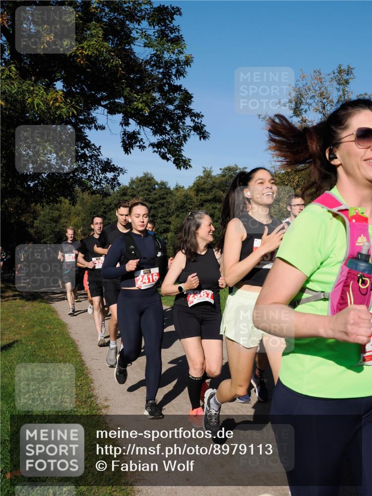28.09.2025 - 33. Volkslauf durch das schöne Alstertal Fabian Wolf http://msf.ph/oto/8979113 28.09.2025 10:25:50 Laufen 2181, 2416 meine-sportfotos.de
