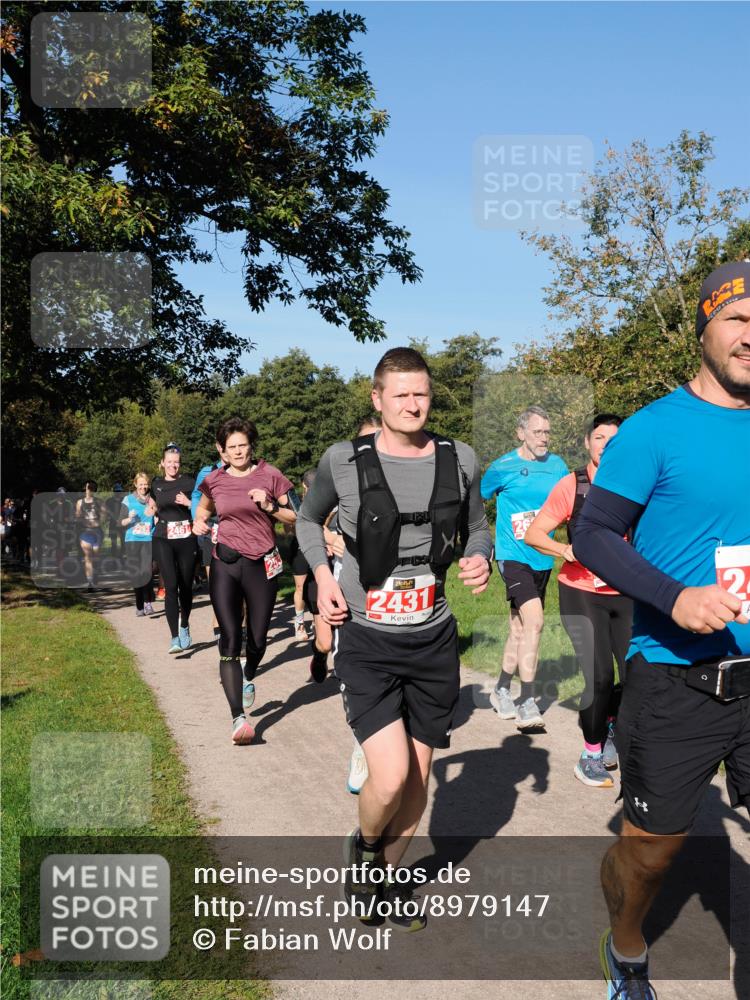 28.09.2025 - 33. Volkslauf durch das schöne Alstertal Fabian Wolf http://msf.ph/oto/8979147 28.09.2025 10:25:58 Laufen 2431 meine-sportfotos.de