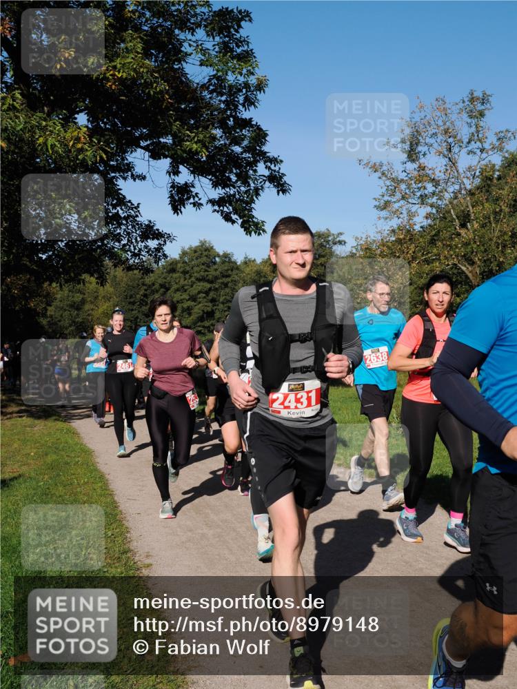 28.09.2025 - 33. Volkslauf durch das schöne Alstertal Fabian Wolf http://msf.ph/oto/8979148 28.09.2025 10:25:58 Laufen 2431, 2638 meine-sportfotos.de