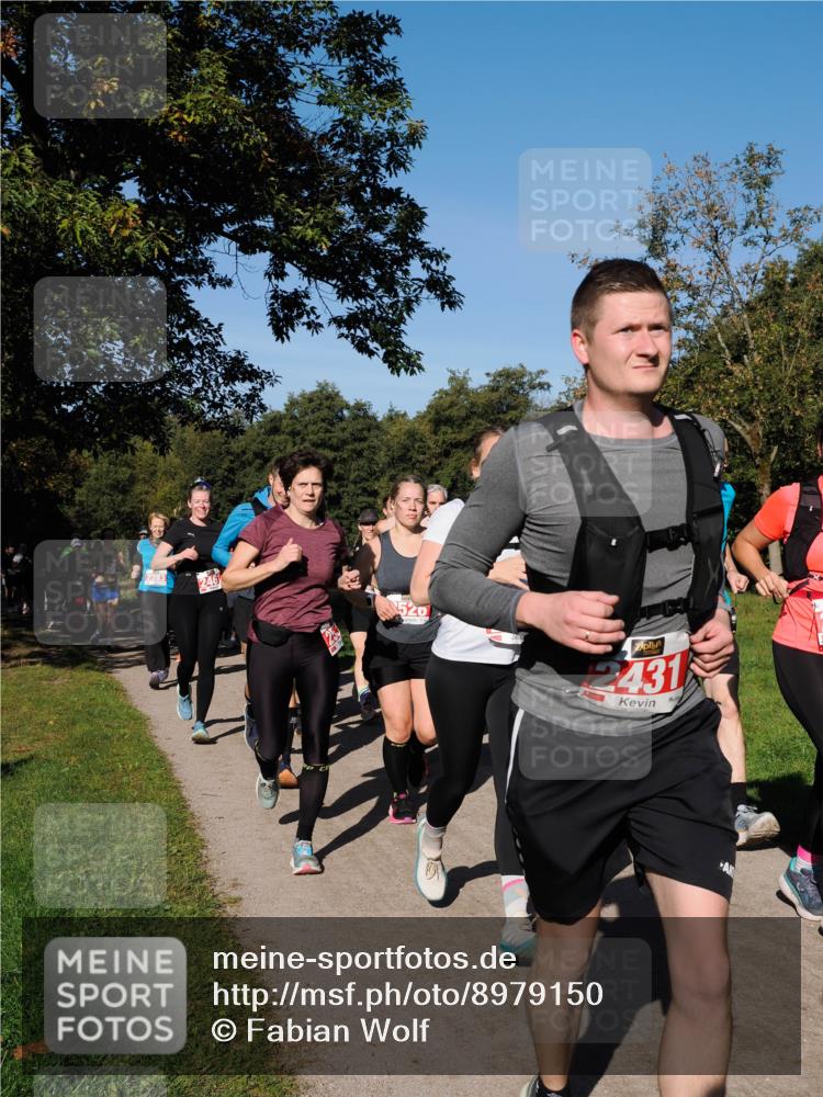 28.09.2025 - 33. Volkslauf durch das schöne Alstertal Fabian Wolf http://msf.ph/oto/8979150 28.09.2025 10:25:58 Laufen 2283, 520, 2431 meine-sportfotos.de