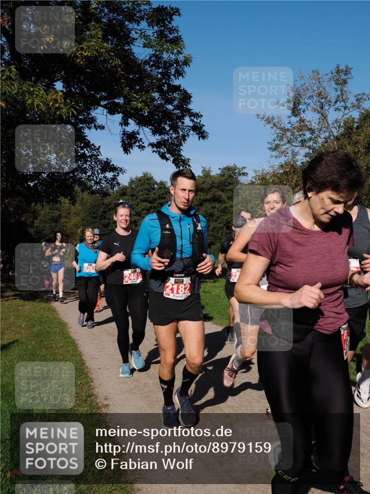 28.09.2025 - 33. Volkslauf durch das schöne Alstertal Fabian Wolf http://msf.ph/oto/8979159 28.09.2025 10:25:59 Laufen 2283, 246, 2182 meine-sportfotos.de