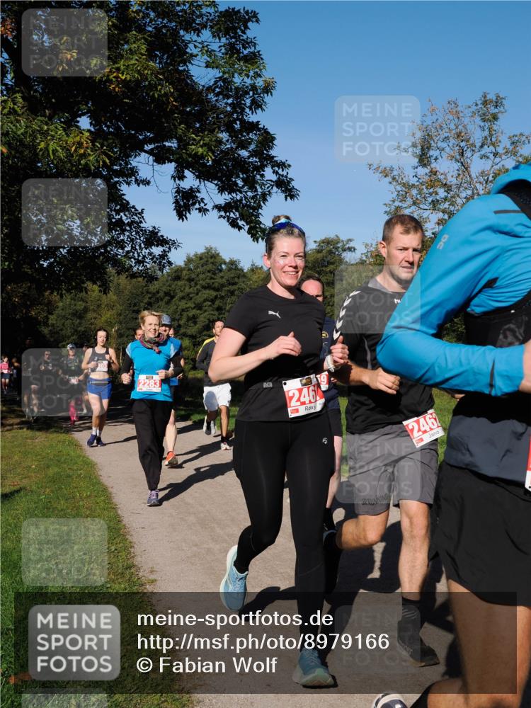 28.09.2025 - 33. Volkslauf durch das schöne Alstertal Fabian Wolf http://msf.ph/oto/8979166 28.09.2025 10:26:00 Laufen 2283, 246, 10, 2462 meine-sportfotos.de