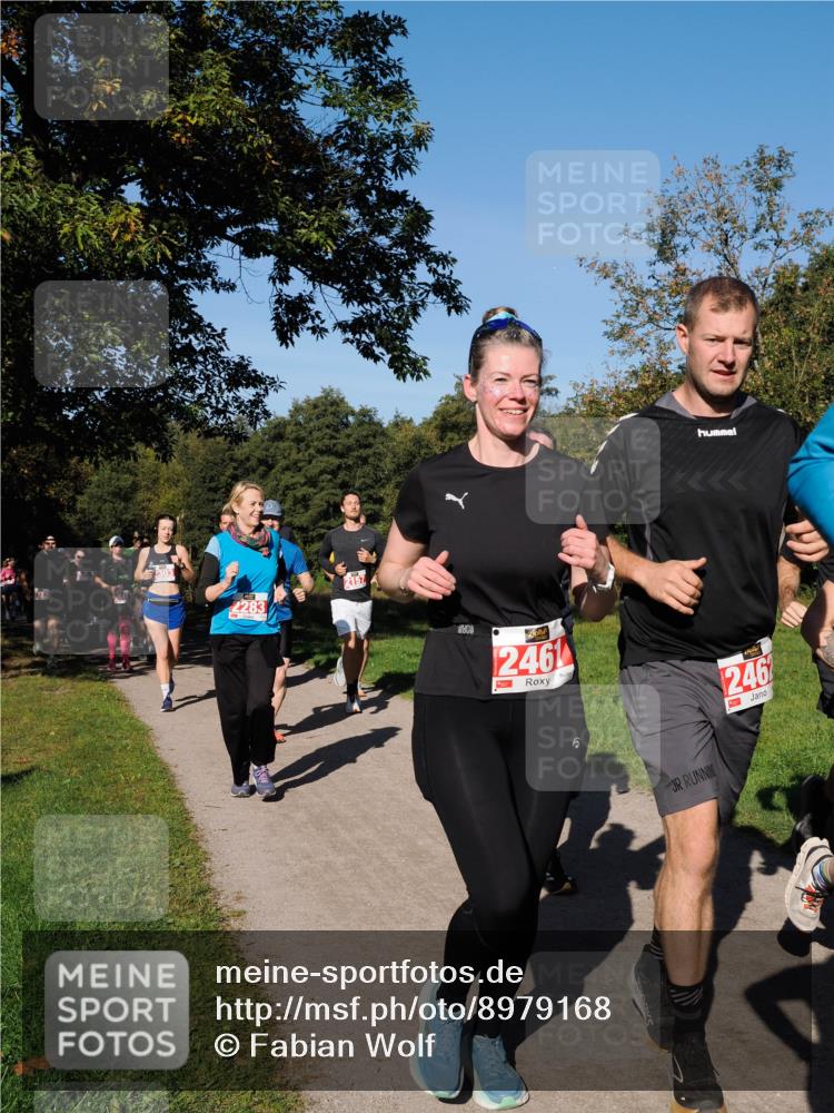 28.09.2025 - 33. Volkslauf durch das schöne Alstertal Fabian Wolf http://msf.ph/oto/8979168 28.09.2025 10:26:01 Laufen 2283, 2157, 808, 246, 246 meine-sportfotos.de