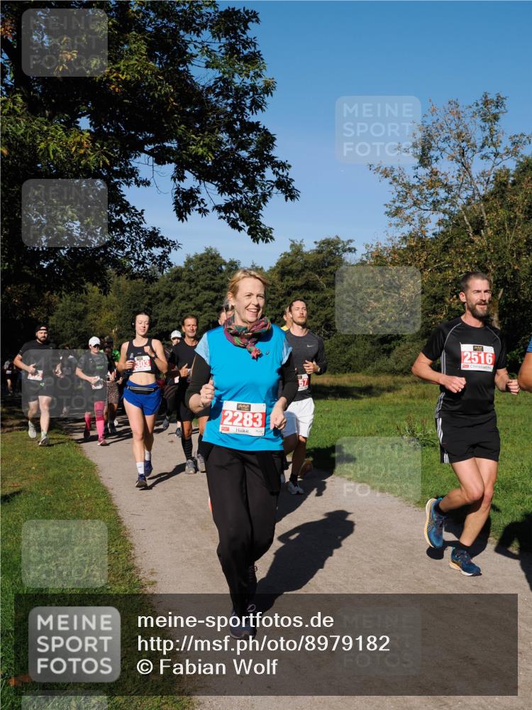 28.09.2025 - 33. Volkslauf durch das schöne Alstertal Fabian Wolf http://msf.ph/oto/8979182 28.09.2025 10:26:02 Laufen 303, 2283, 2516 meine-sportfotos.de