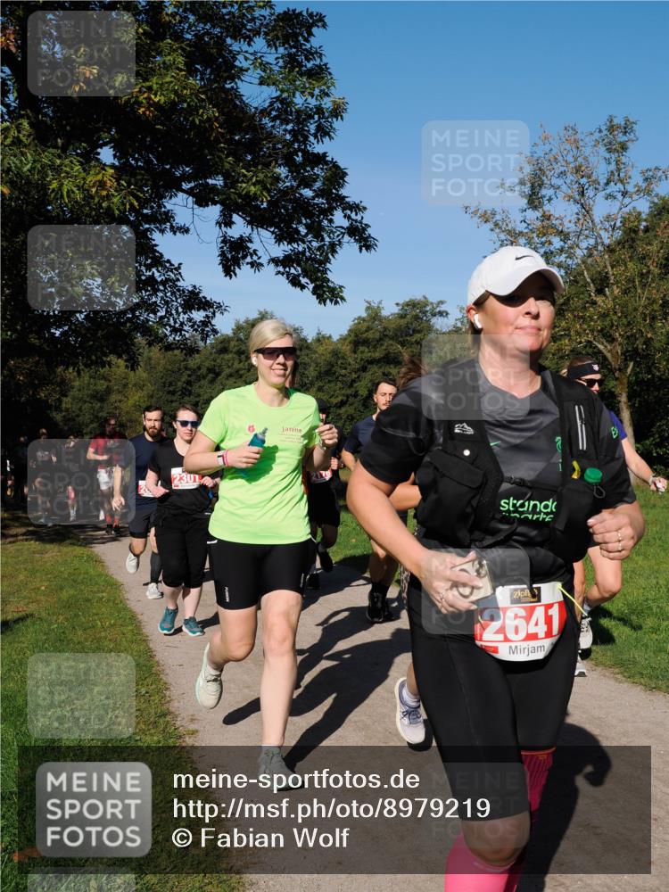 28.09.2025 - 33. Volkslauf durch das schöne Alstertal Fabian Wolf http://msf.ph/oto/8979219 28.09.2025 10:26:07 Laufen 2301, 2641 meine-sportfotos.de