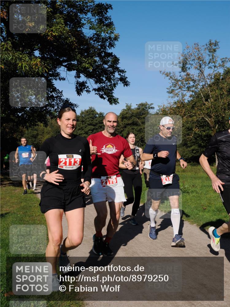 28.09.2025 - 33. Volkslauf durch das schöne Alstertal Fabian Wolf http://msf.ph/oto/8979250 28.09.2025 10:26:12 Laufen 2113, 2179 meine-sportfotos.de