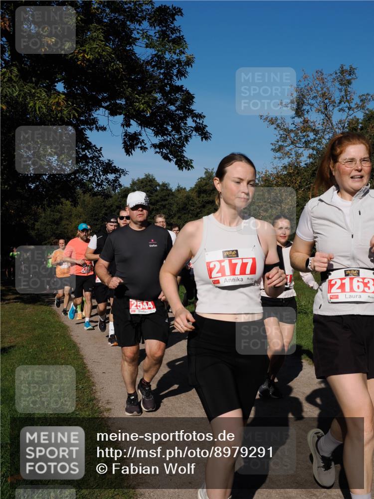 28.09.2025 - 33. Volkslauf durch das schöne Alstertal Fabian Wolf http://msf.ph/oto/8979291 28.09.2025 10:26:17 Laufen 2544, 2177, 2163 meine-sportfotos.de