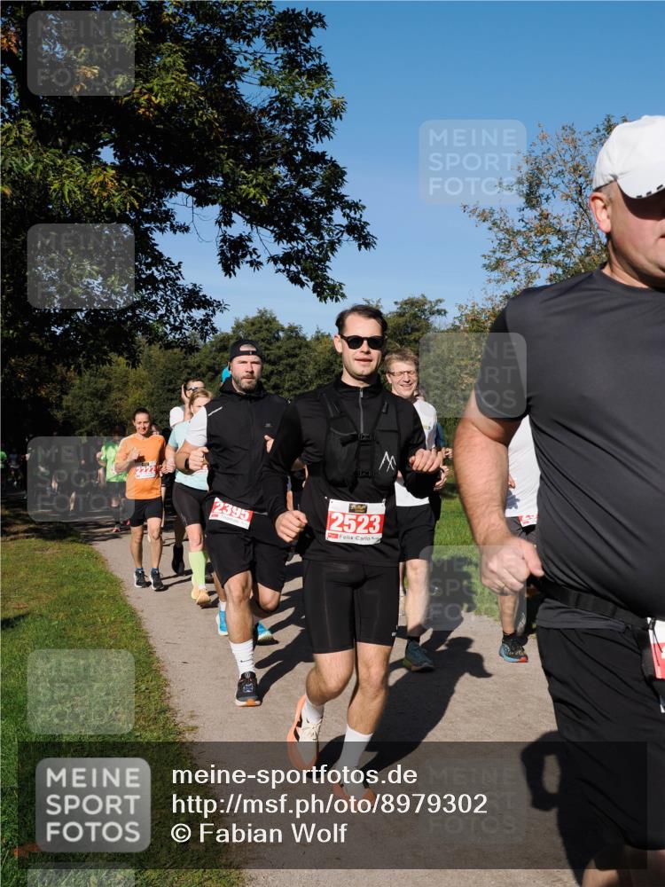 28.09.2025 - 33. Volkslauf durch das schöne Alstertal Fabian Wolf http://msf.ph/oto/8979302 28.09.2025 10:26:18 Laufen 2395, 2523 meine-sportfotos.de