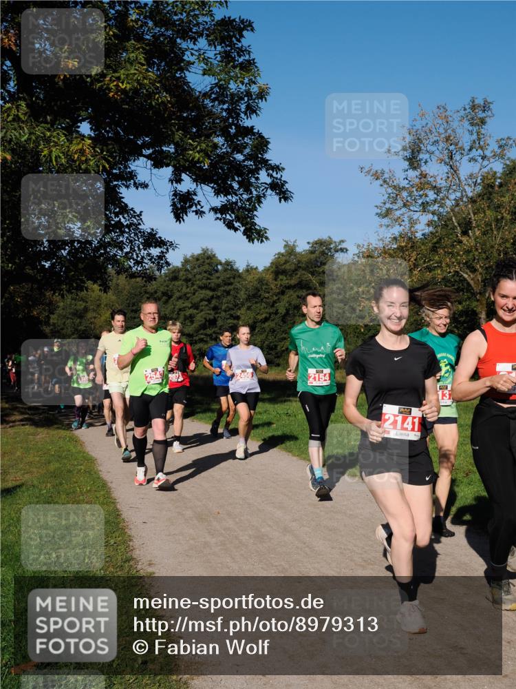 28.09.2025 - 33. Volkslauf durch das schöne Alstertal Fabian Wolf http://msf.ph/oto/8979313 28.09.2025 10:26:22 Laufen 2456, 2154, 2141 meine-sportfotos.de