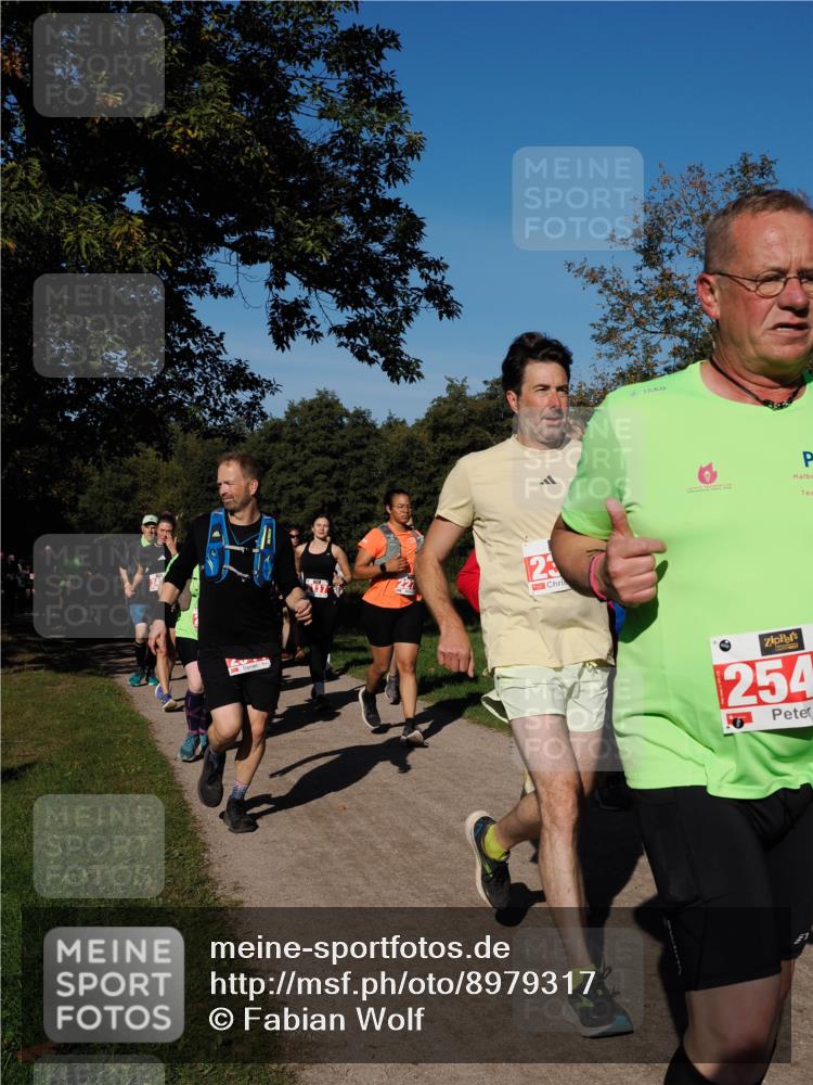 28.09.2025 - 33. Volkslauf durch das schöne Alstertal Fabian Wolf http://msf.ph/oto/8979317 28.09.2025 10:26:25 Laufen 23, 254 meine-sportfotos.de