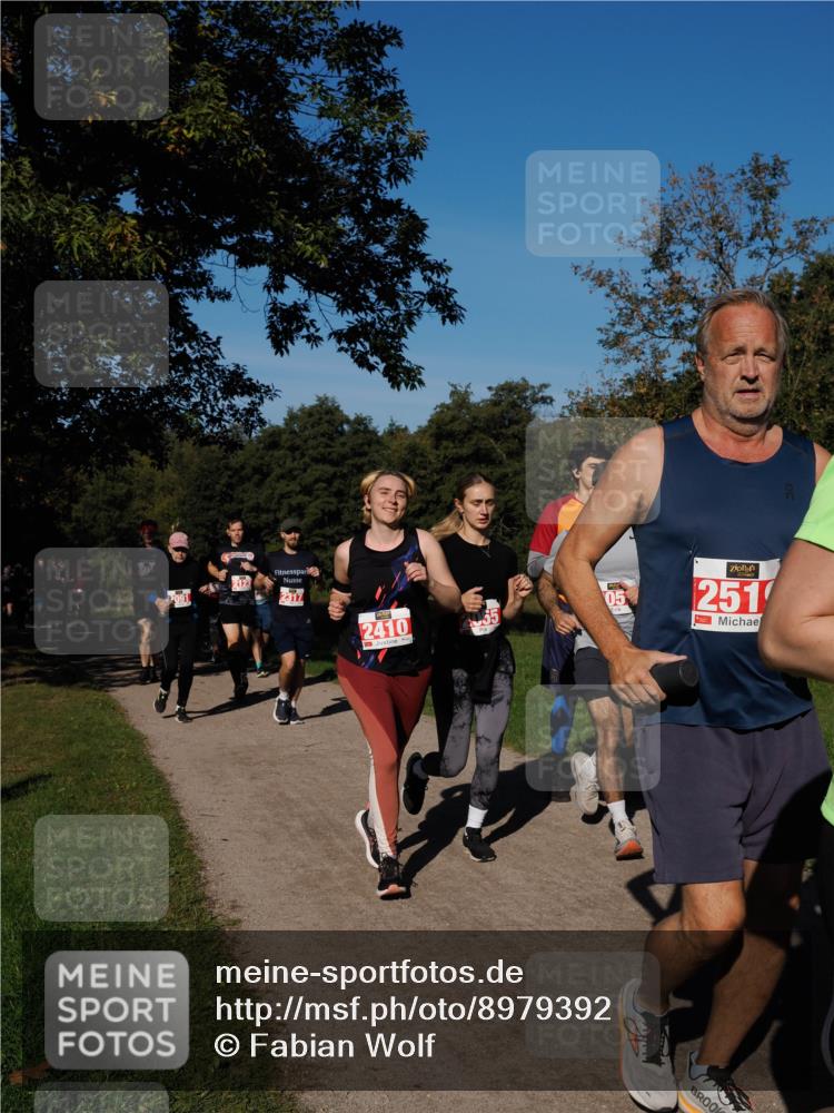 28.09.2025 - 33. Volkslauf durch das schöne Alstertal Fabian Wolf http://msf.ph/oto/8979392 28.09.2025 10:26:35 Laufen 091, 2317, 2410, 05, 251 meine-sportfotos.de