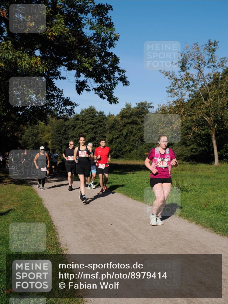 28.09.2025 - 33. Volkslauf durch das schöne Alstertal Fabian Wolf http://msf.ph/oto/8979414 28.09.2025 10:26:43 Laufen 2415, 2409 meine-sportfotos.de