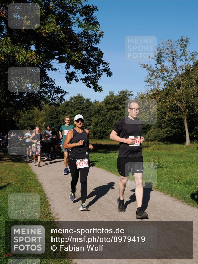 28.09.2025 - 33. Volkslauf durch das schöne Alstertal Fabian Wolf http://msf.ph/oto/8979419 28.09.2025 10:26:46 Laufen 2422, 15 meine-sportfotos.de