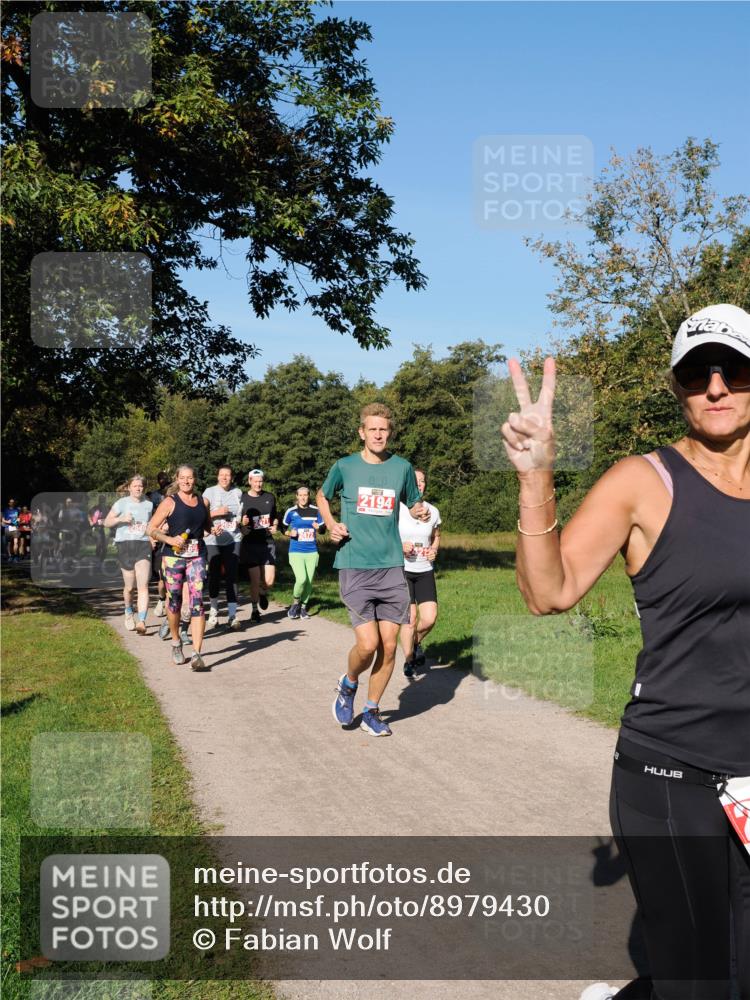 28.09.2025 - 33. Volkslauf durch das schöne Alstertal Fabian Wolf http://msf.ph/oto/8979430 28.09.2025 10:26:48 Laufen 00, 2194 meine-sportfotos.de
