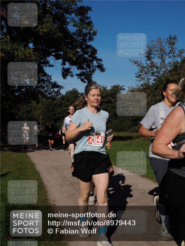 28.09.2025 - 33. Volkslauf durch das schöne Alstertal Fabian Wolf http://msf.ph/oto/8979443 28.09.2025 10:26:52 Laufen 210, 2649 meine-sportfotos.de