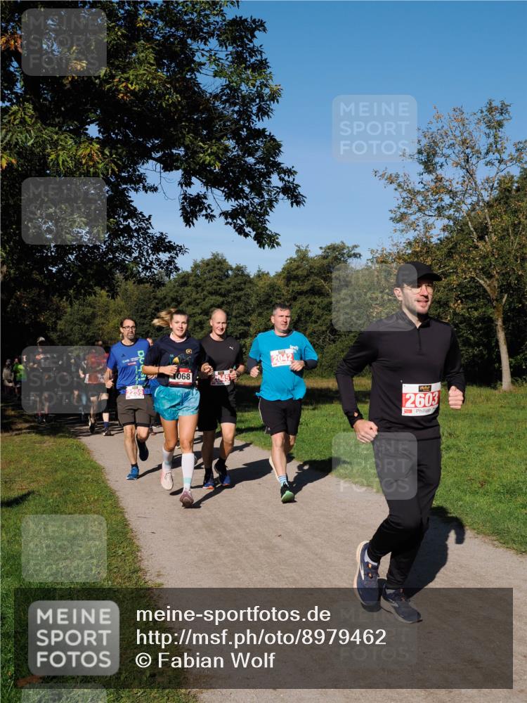 28.09.2025 - 33. Volkslauf durch das schöne Alstertal Fabian Wolf http://msf.ph/oto/8979462 28.09.2025 10:26:59 Laufen 2259, 1068, 2042, 2603 meine-sportfotos.de