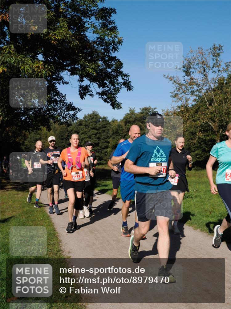 28.09.2025 - 33. Volkslauf durch das schöne Alstertal Fabian Wolf http://msf.ph/oto/8979470 28.09.2025 10:27:03 Laufen 2076, 2278, 37 meine-sportfotos.de