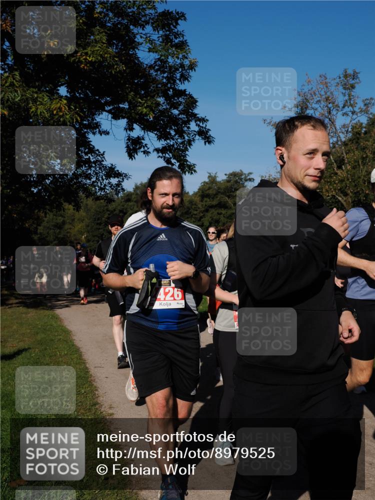 28.09.2025 - 33. Volkslauf durch das schöne Alstertal Fabian Wolf http://msf.ph/oto/8979525 28.09.2025 10:27:14 Laufen 426 meine-sportfotos.de