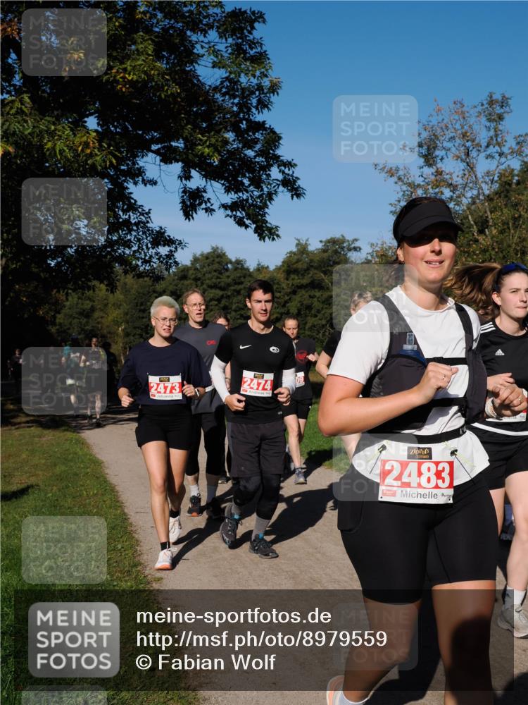 28.09.2025 - 33. Volkslauf durch das schöne Alstertal Fabian Wolf http://msf.ph/oto/8979559 28.09.2025 10:27:33 Laufen 2473, 2474, 09, 2483 meine-sportfotos.de
